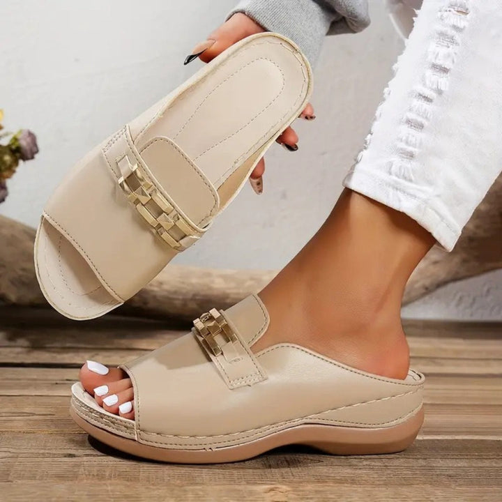 Claudia™ | Lightweight Orthopedic Sandals