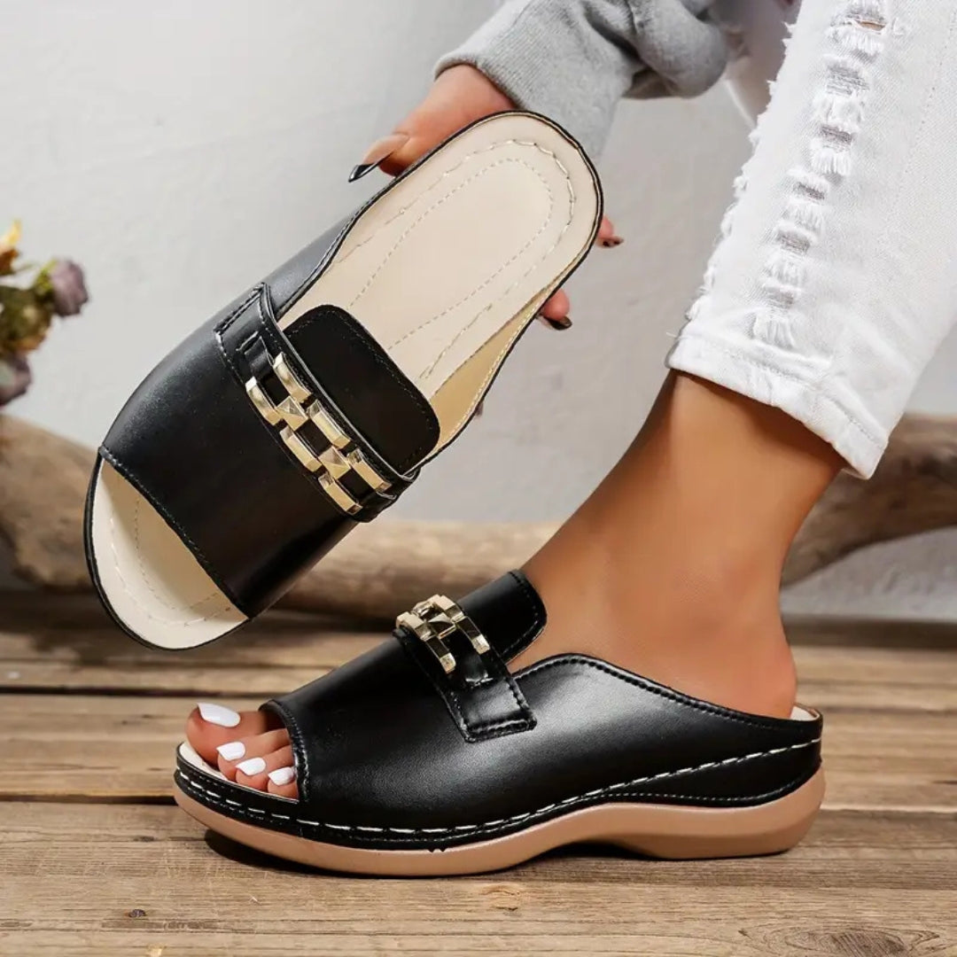 Claudia™ | Lightweight Orthopedic Sandals