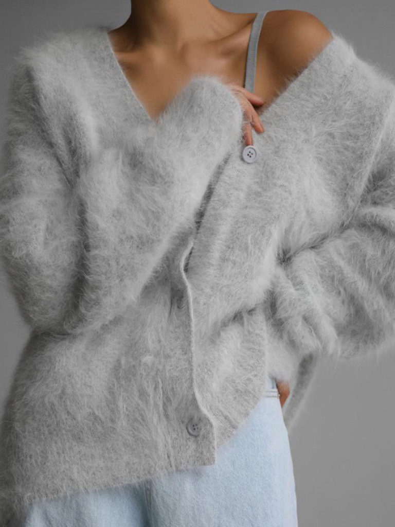 Aubrey | Cozy V-Neck Sweater