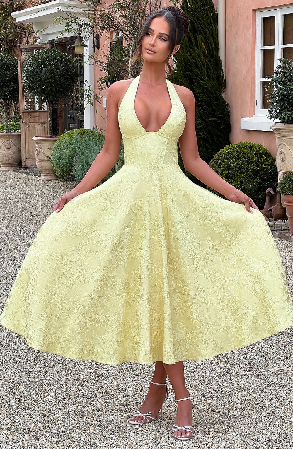Eulalie - Chic V-Neck Backless Dress